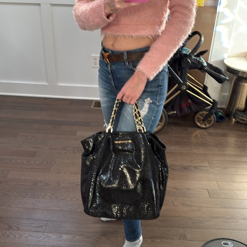Michael Kors Black and Gold croc tote - Picture 8 of 10